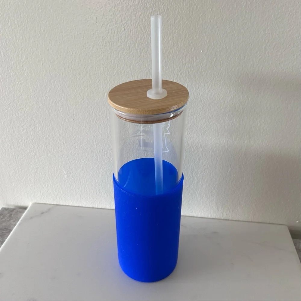 NWT Creighton University Bluejays Glass Water Coffee Tumbler Silicone Holder